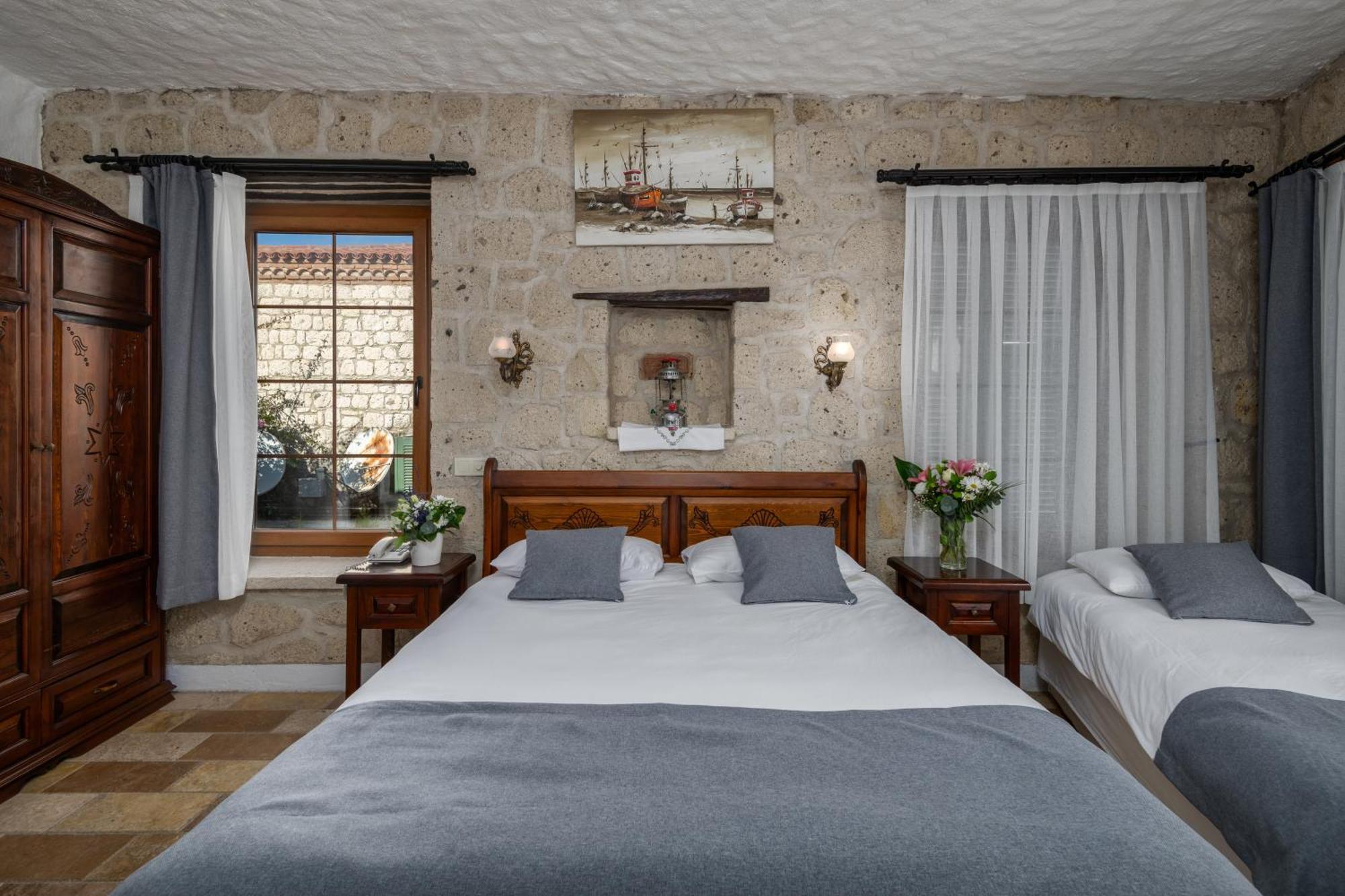 Alacati Koclu Konagi Hotel Bilik gambar